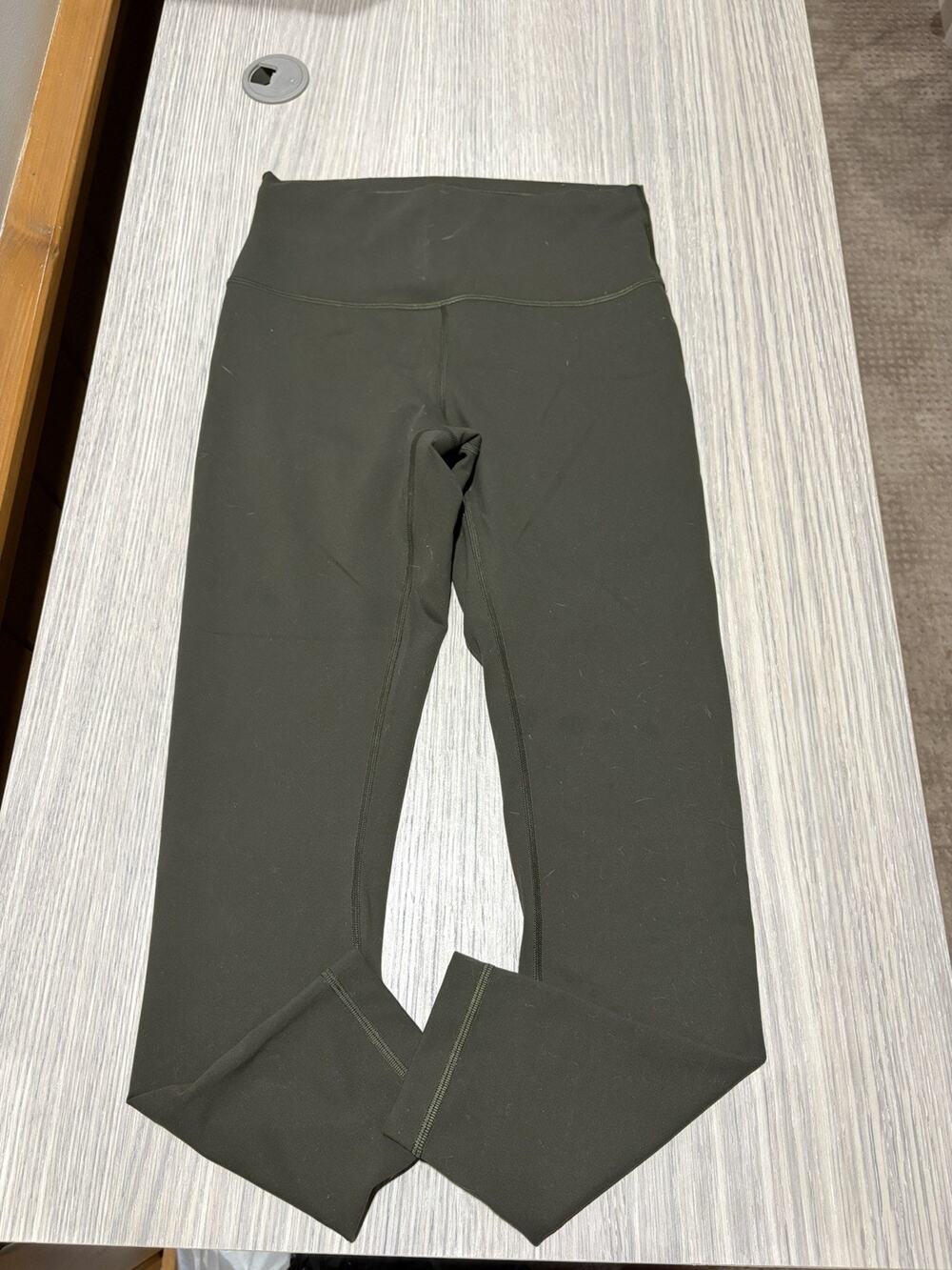 Lululemon Wunder Under High-Rise Tight 25" Dark Olive Full-On Luxtreme Size 8